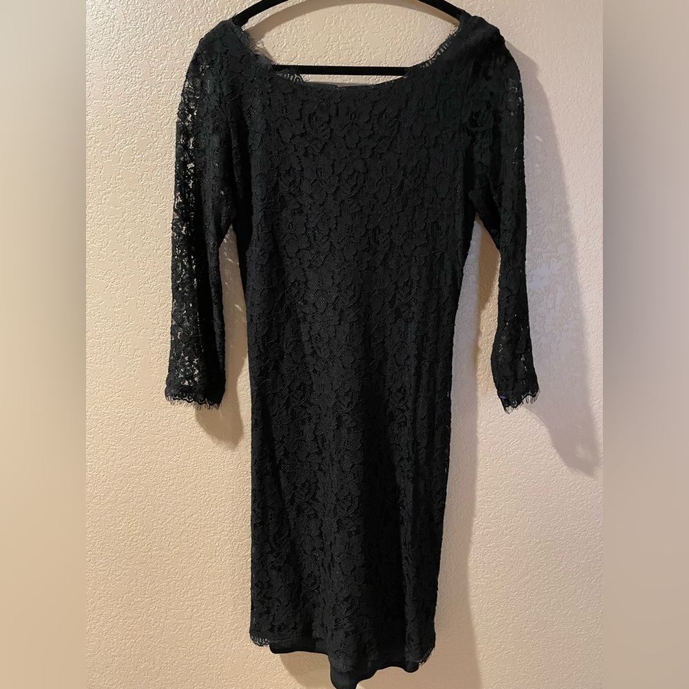 Diane Von Furstenberg STUNNING Black Lace Long Sleeve Dress